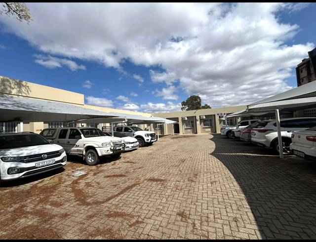 785M² OFFICE FOR SALE IN POLOKWANE CENTRAL